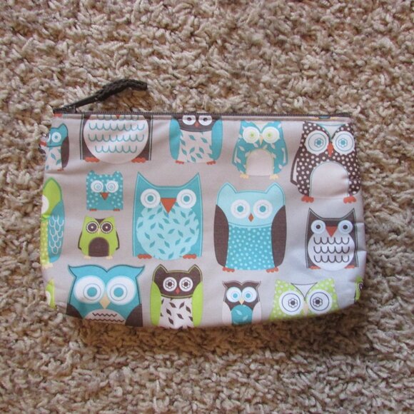 NEW Thirty One Insulated Zipper Pouch 8” Owl Makeup Bag Hoos Happy Water Resist - Picture 2 of 2